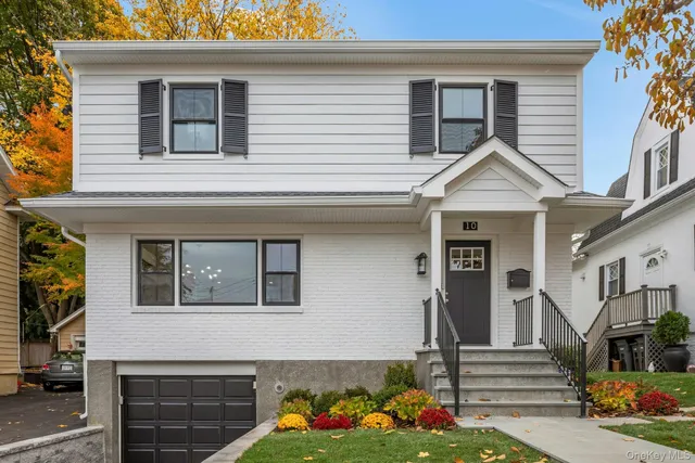 $1,299,000 | 10 Poplar Avenue, Pelham, NY 10803