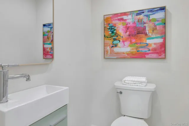 $1,299,000 | 10 Poplar Avenue, Pelham, NY 10803