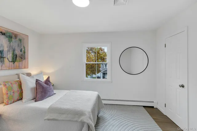 $1,299,000 | 10 Poplar Avenue, Pelham, NY 10803