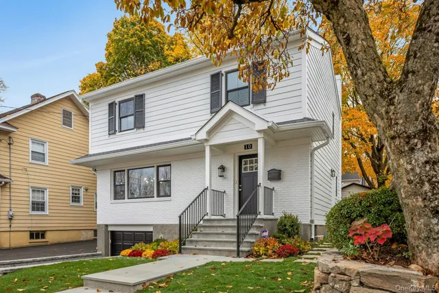 $1,299,000 | 10 Poplar Avenue, Pelham, NY 10803