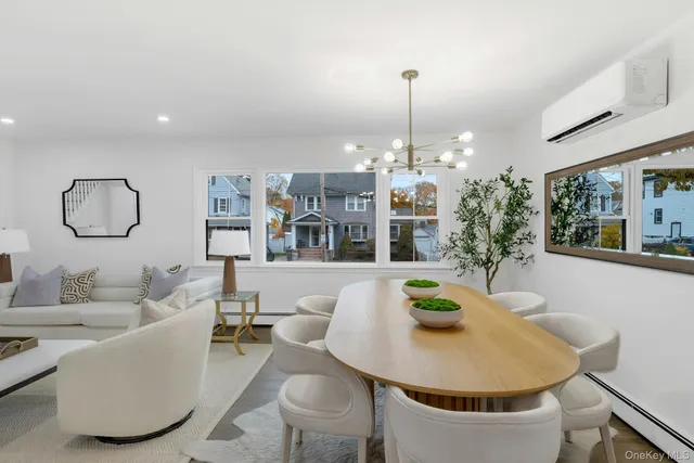 $1,299,000 | 10 Poplar Avenue, Pelham, NY 10803