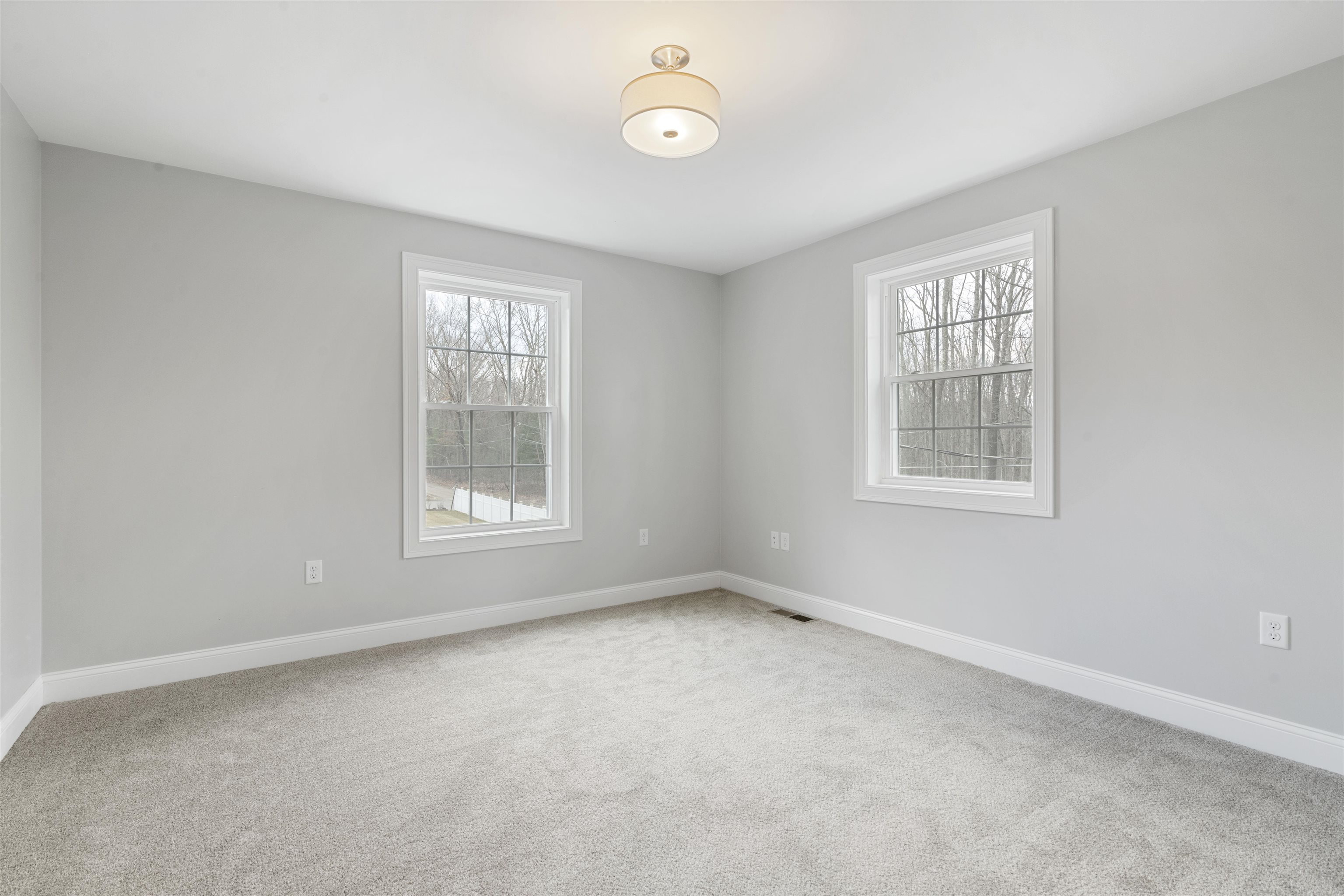 12 Evelyn Road Salem, NH 03079 - Photo 20 of 28 Gallery Image 20