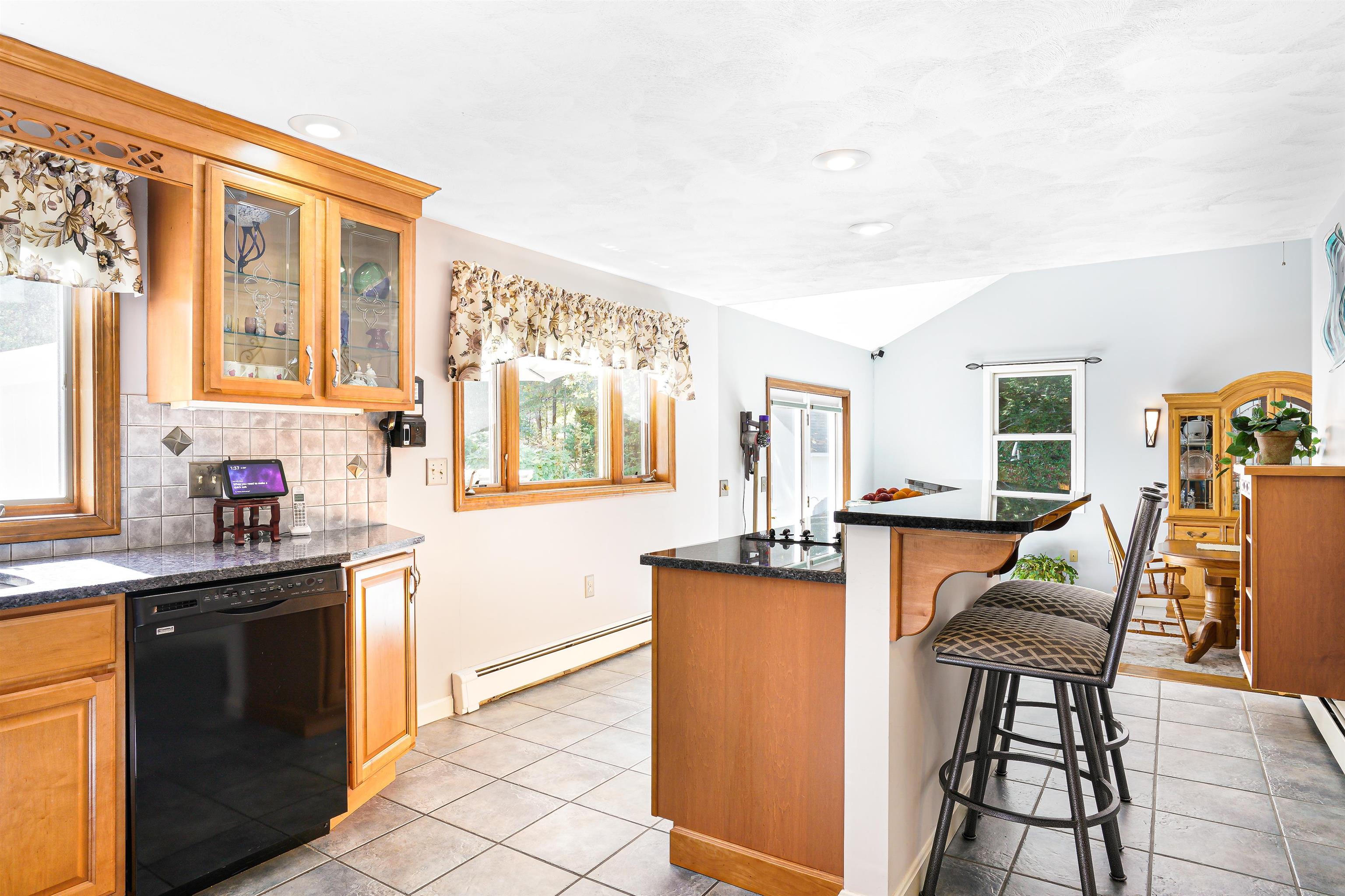 10 Button Drive, Unit B Londonderry, NH 03053 - Photo 21 of 25