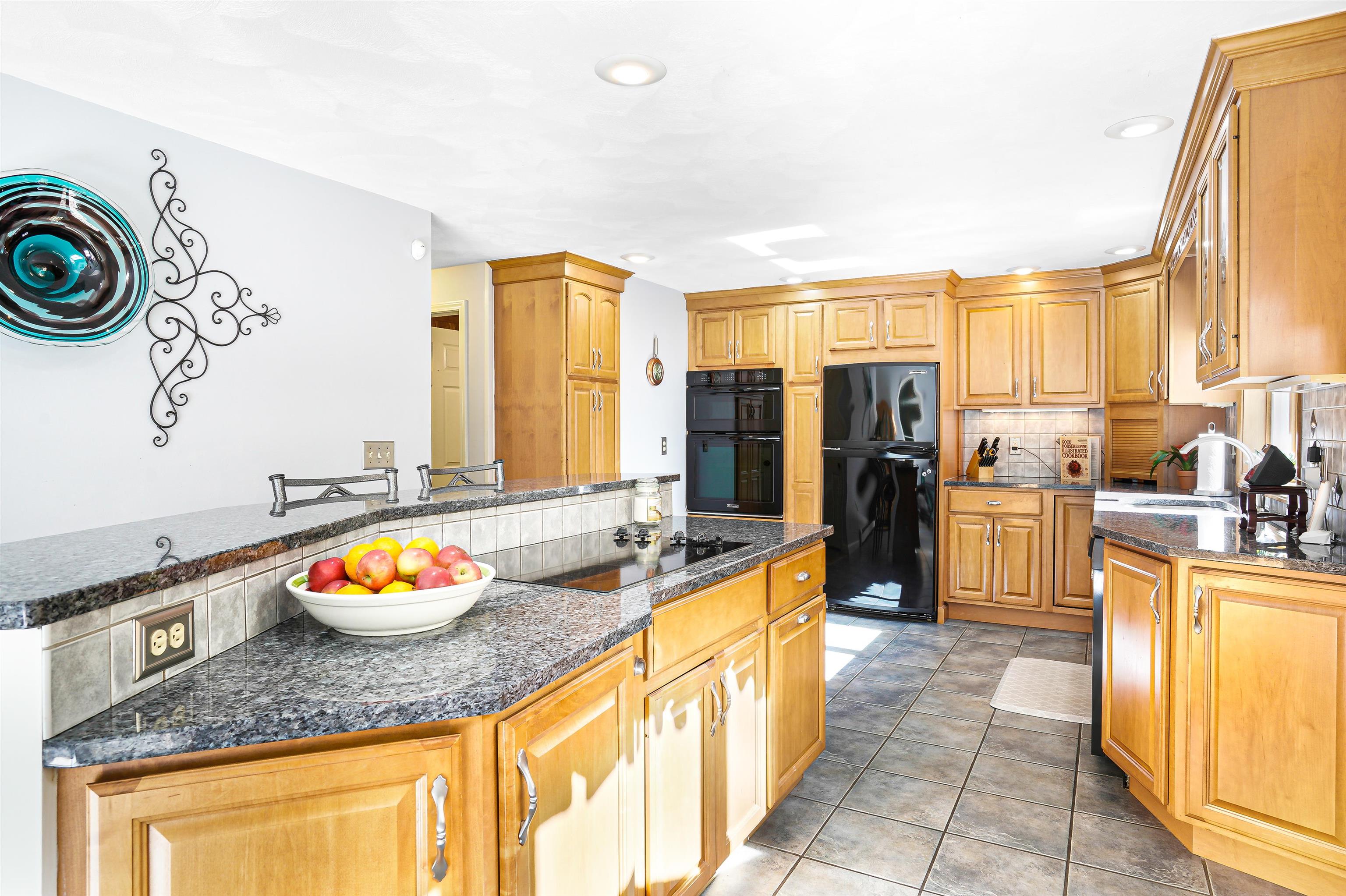 10 Button Drive, Unit B Londonderry, NH 03053 - Photo 22 of 25