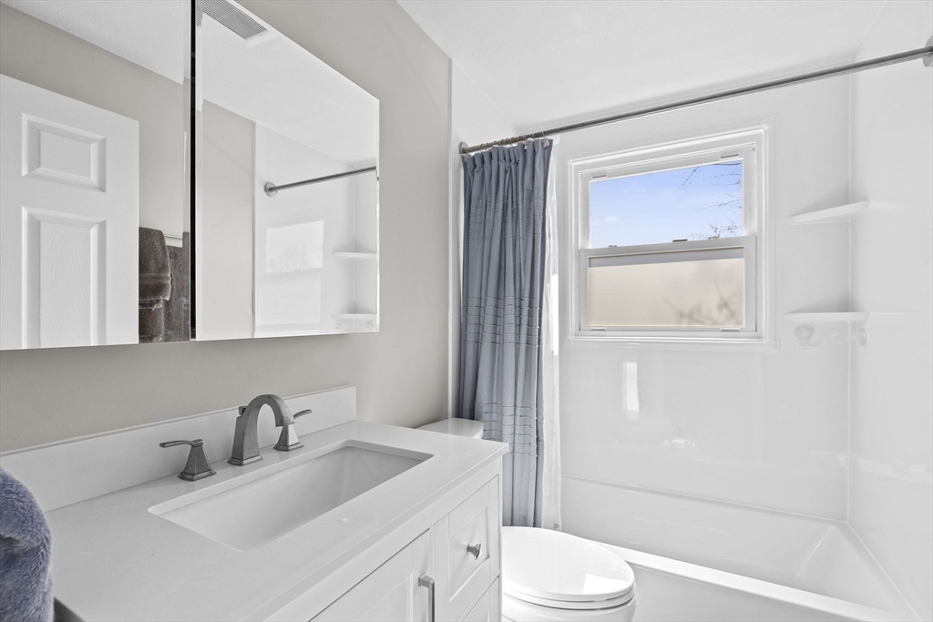 24 Rockefeller Street Randolph, MA 02368 - Photo 12 of 23 Gallery Image 12