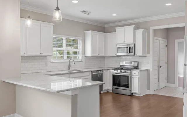 $3,000 | 875 Wellstone Drive, Chattanooga, TN 37405