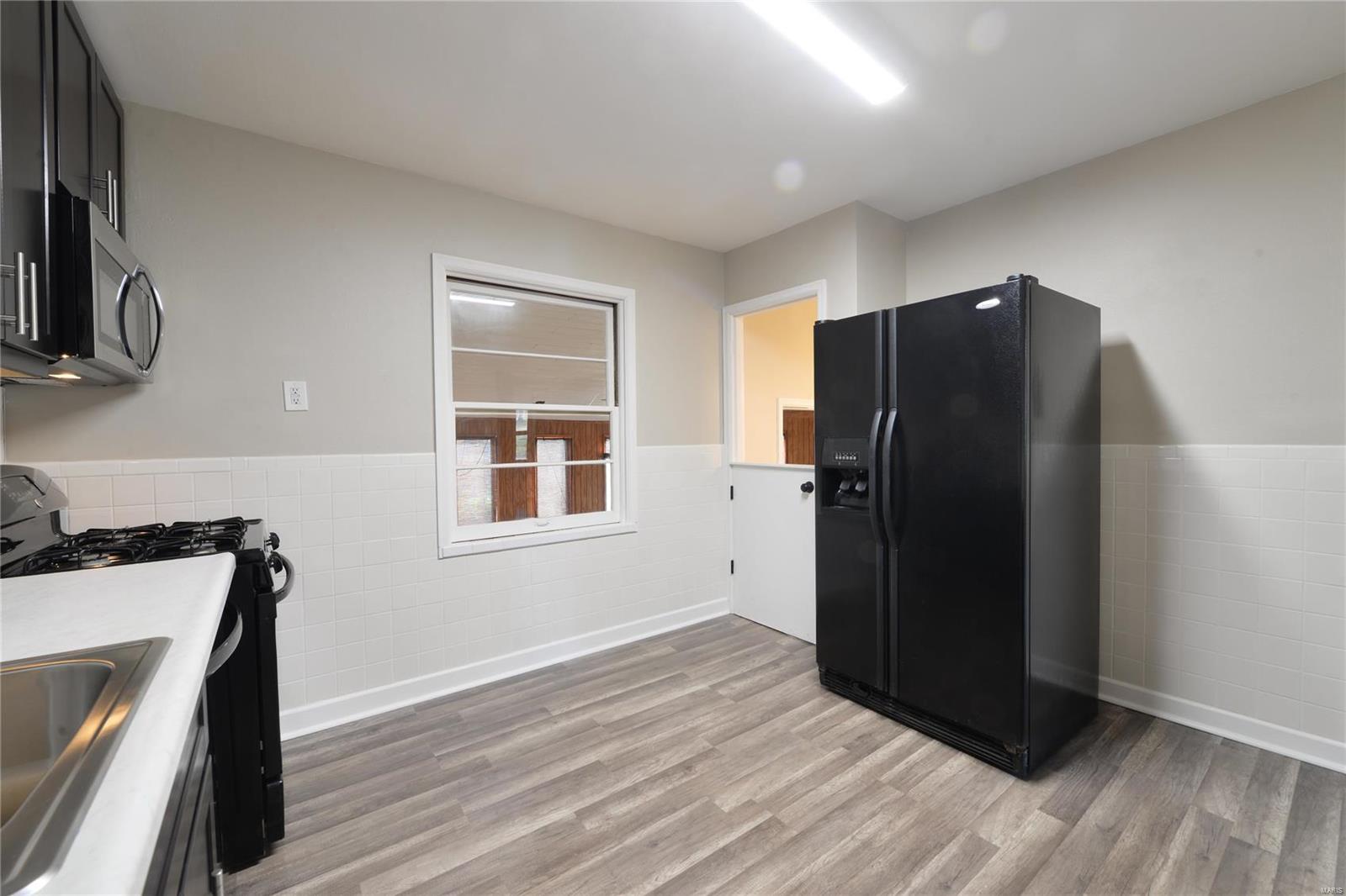 1302 Stein Road St. Louis, MO 63135 - Photo 11 of 37 Gallery Image 11