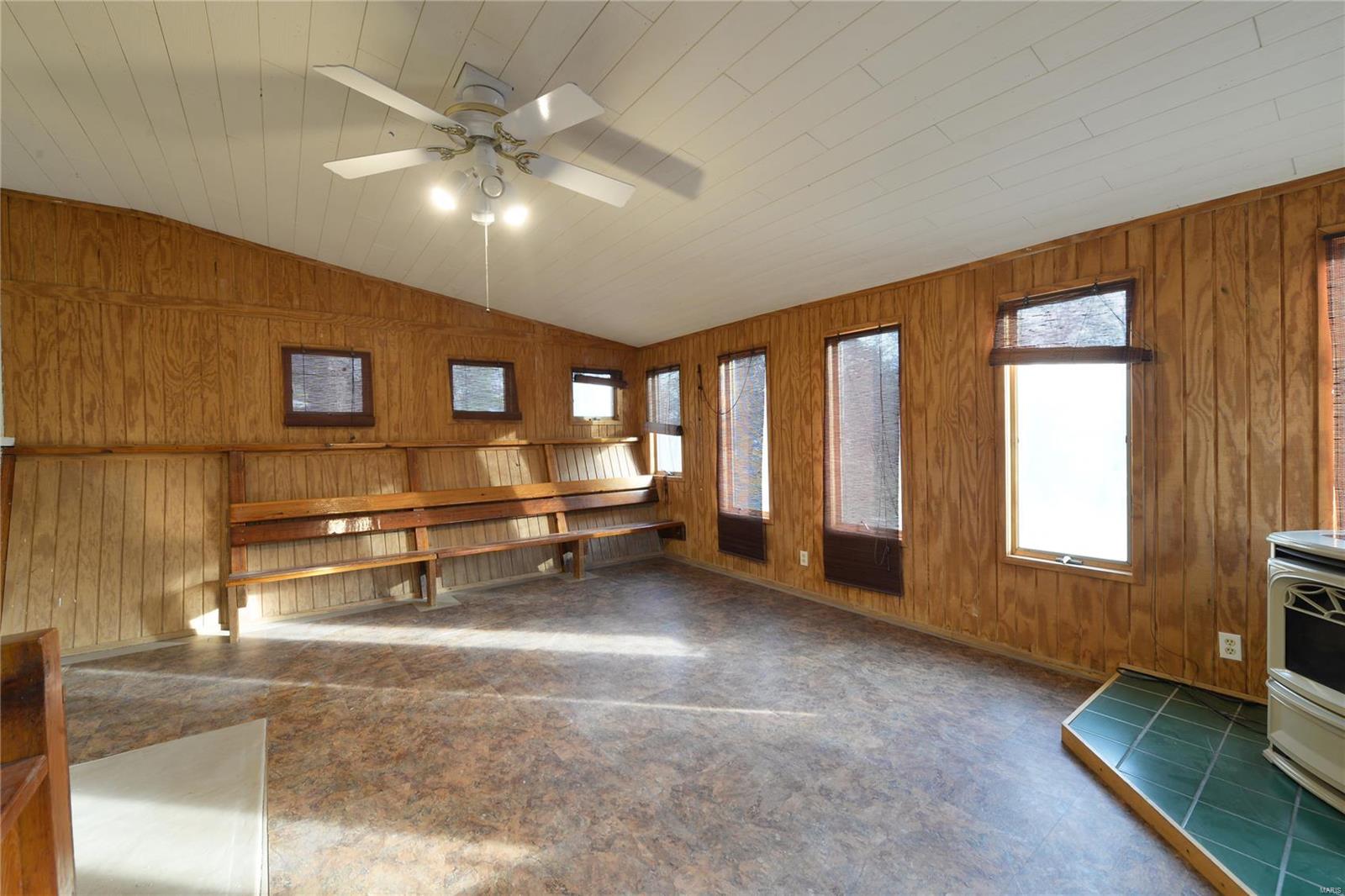 1302 Stein Road St. Louis, MO 63135 - Photo 15 of 37 Gallery Image 15