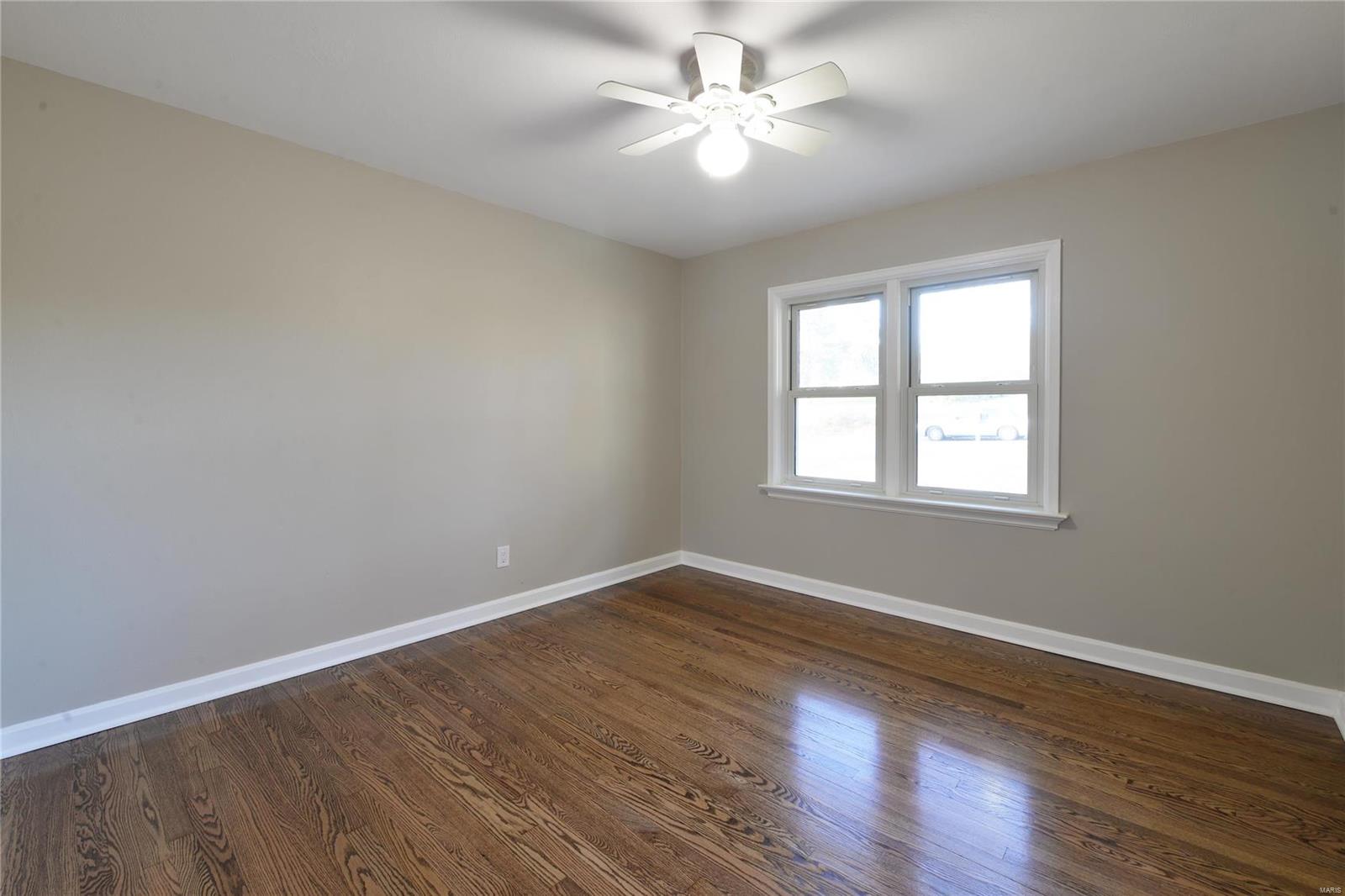 1302 Stein Road St. Louis, MO 63135 - Photo 16 of 37 Gallery Image 16