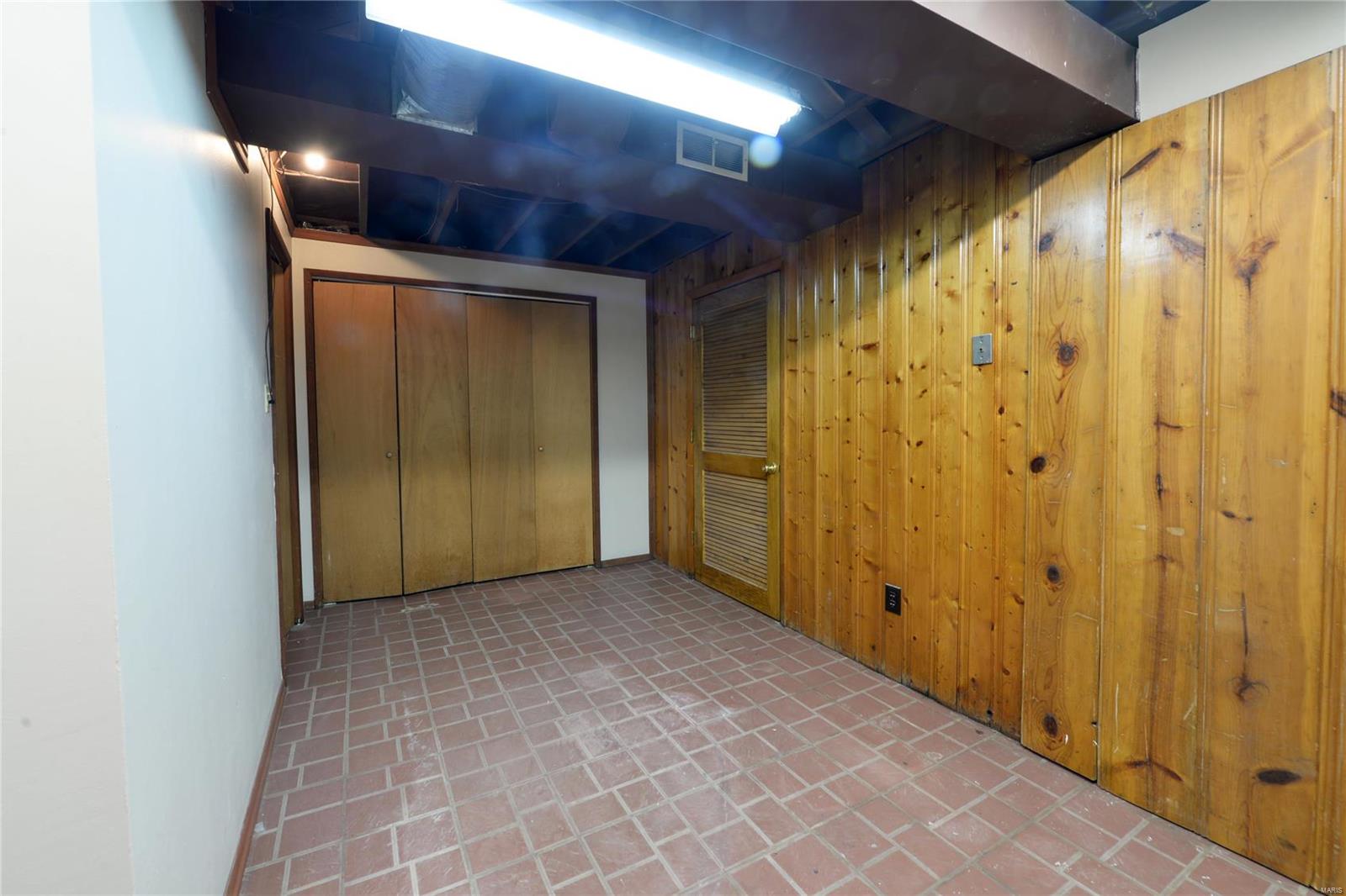 1302 Stein Road St. Louis, MO 63135 - Photo 27 of 37 Gallery Image 27