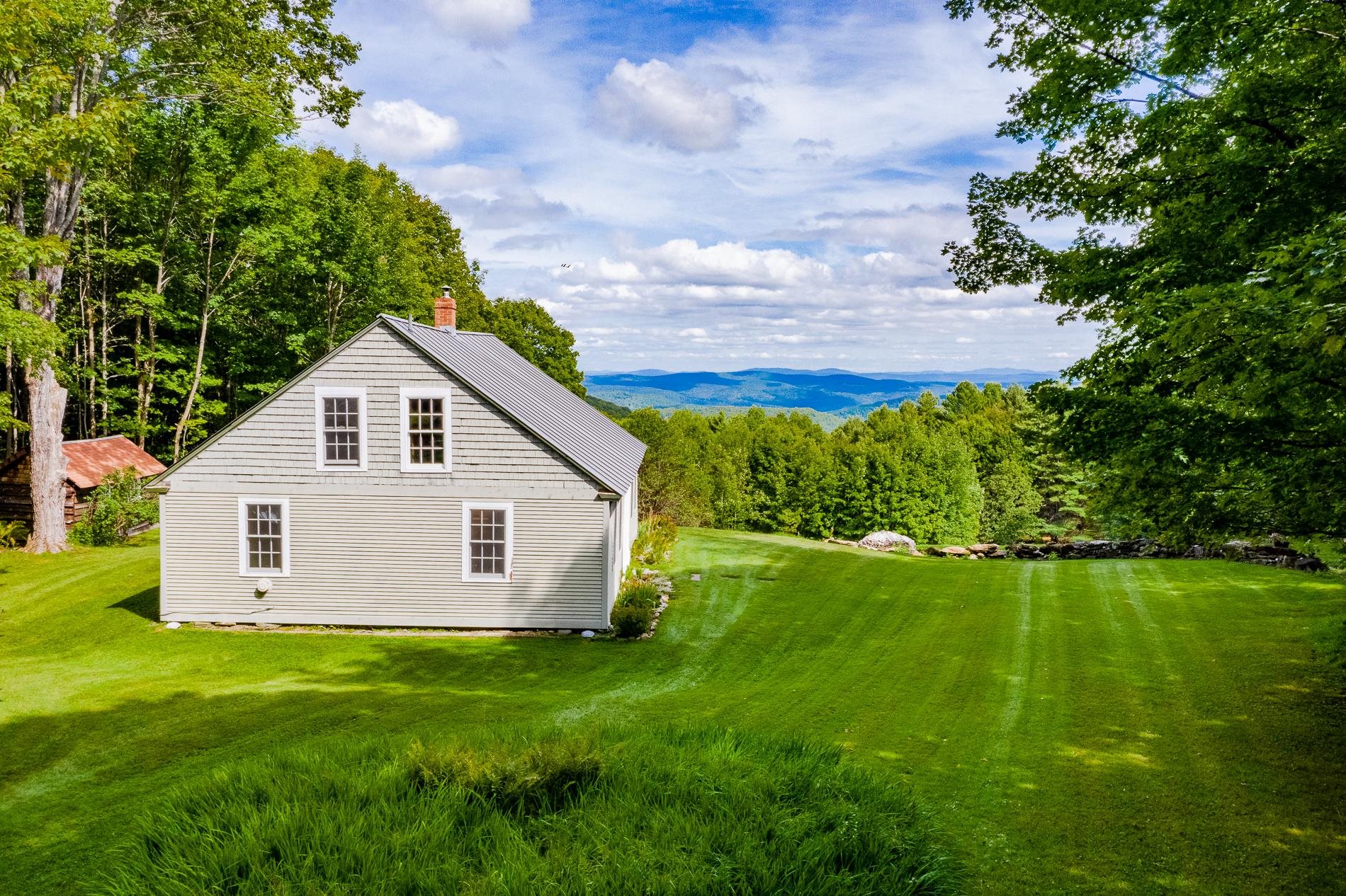 478 Hidden Ridge Road Pomfret, VT 05068 - Photo 5 of 35