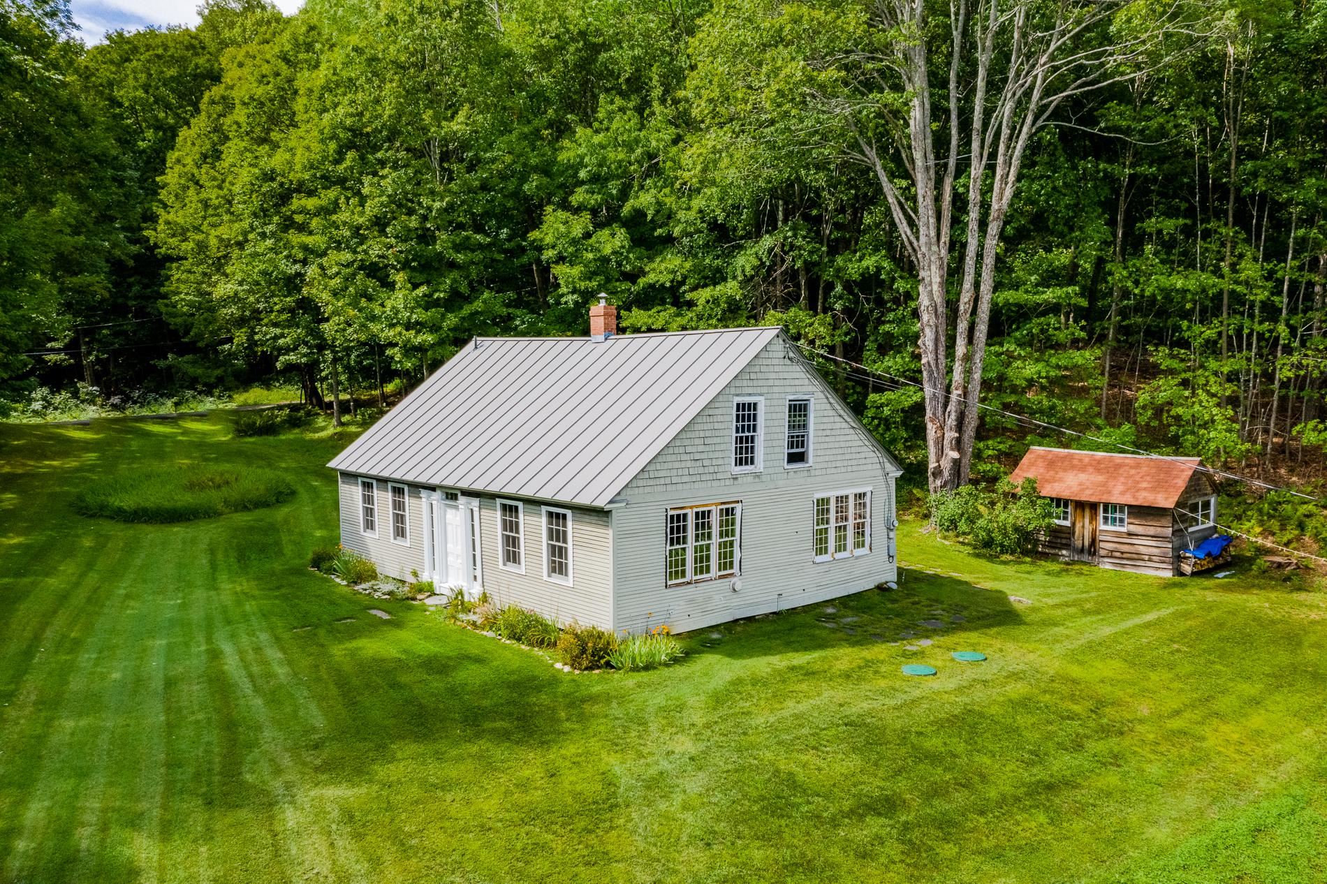 478 Hidden Ridge Road Pomfret, VT 05068 - Photo 6 of 35