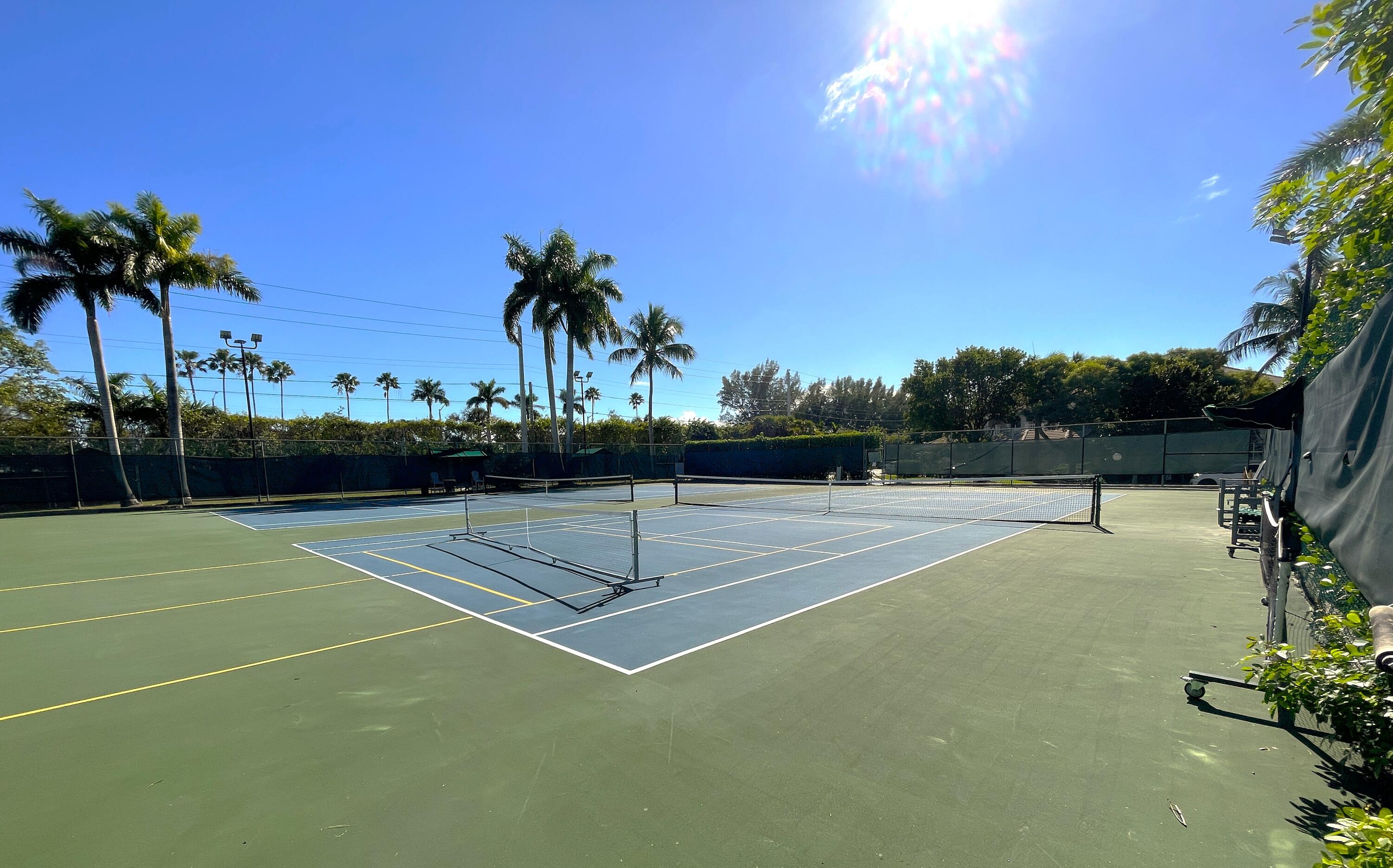 3 Royal Palm Way, Unit 2050 Boca Raton, FL 33432 - Photo 21 of 25 a view of a tennis court