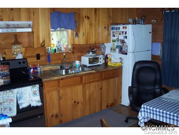 838 Sandy Bottom Road Marshall, NC 28753 - Photo 17 of 23
