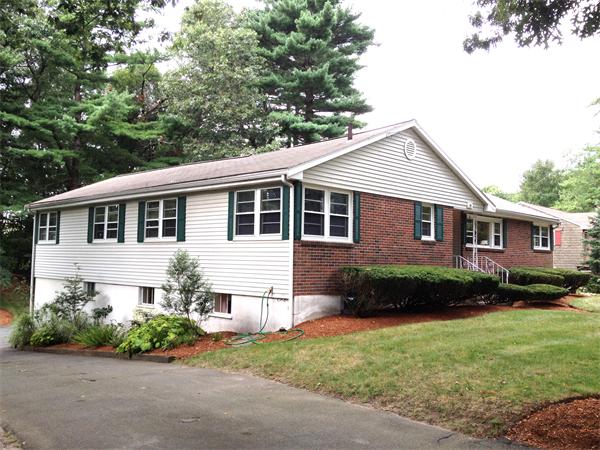 186 Grove Street Reading, MA 01867 - Photo 1 of 14 Gallery Image 1