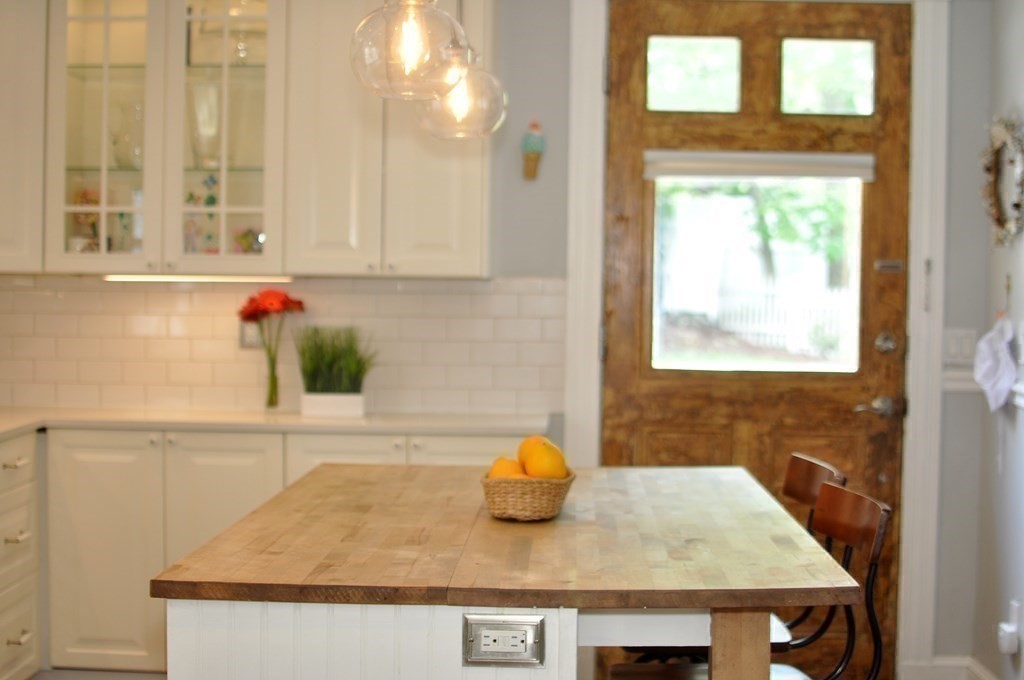 58 Paul Revere Road Arlington, MA 02476 - Photo 11 of 42 Gallery Image 11