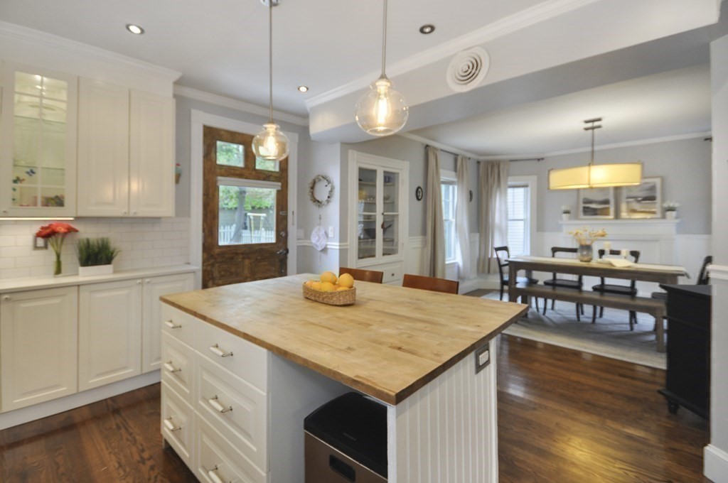 58 Paul Revere Road Arlington, MA 02476 - Photo 10 of 42 Gallery Image 10