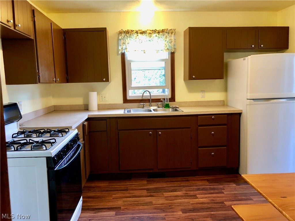 409 Mill Road Ravenna, OH 44266 - Photo 4 of 14 Another view of Kitchen