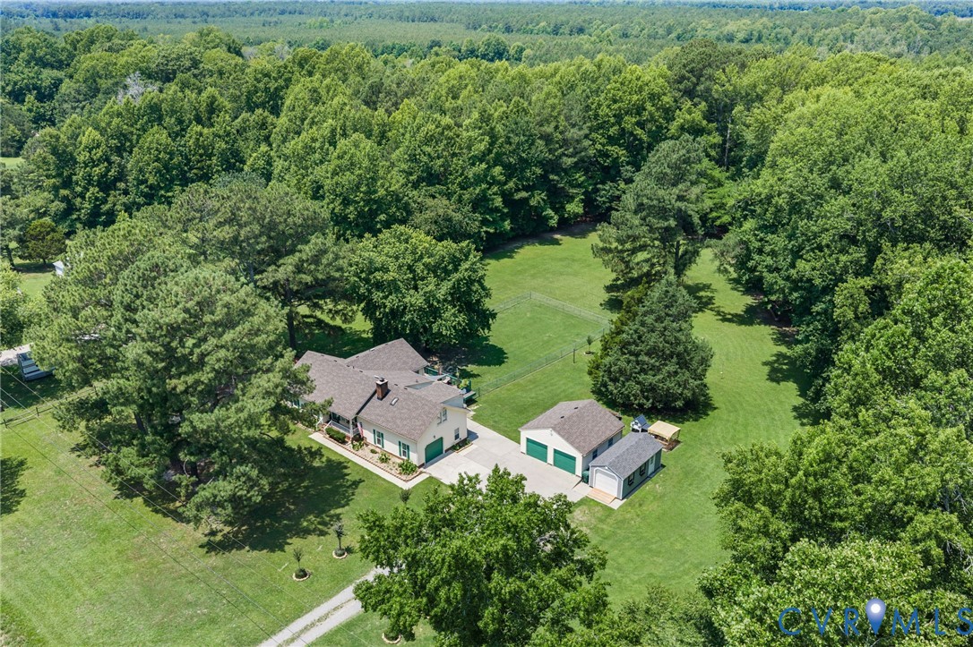 7152 South Quay Road Suffolk, VA 23437 - Photo 1 of 59