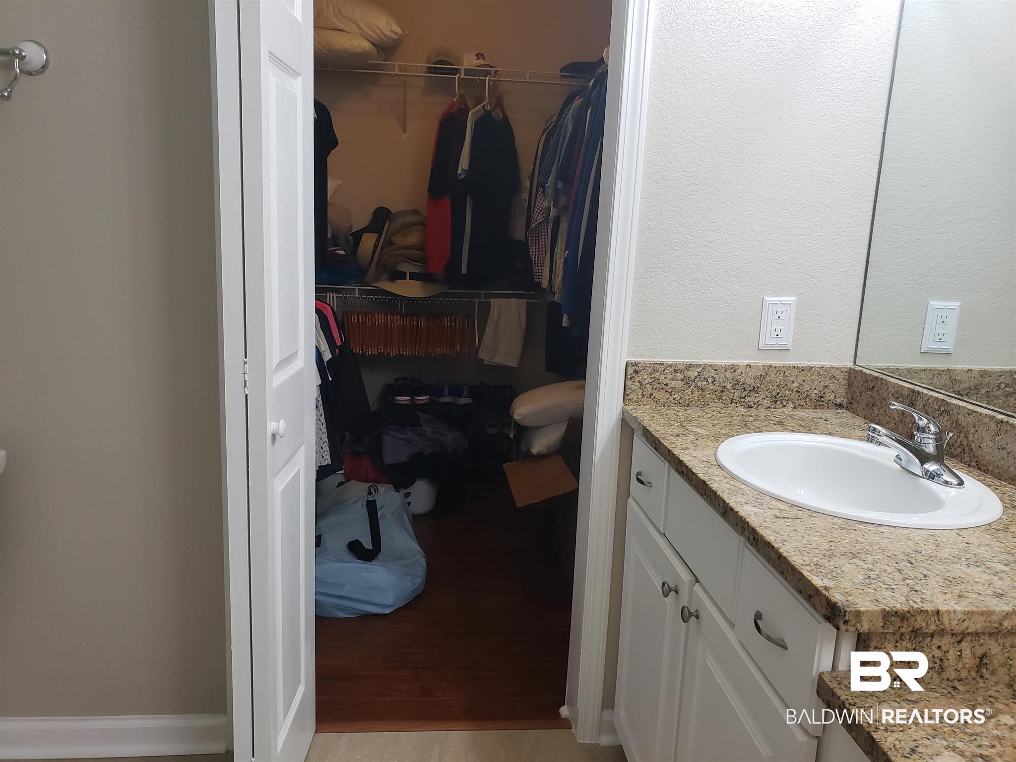 204 Wyld Palms Drive, Unit 204 Foley, AL 36535 - Photo 29 of 34 Walk-in closet