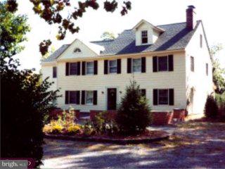 24 Elm Ridge Road Pennington, NJ 08534 - Photo 2 of 6