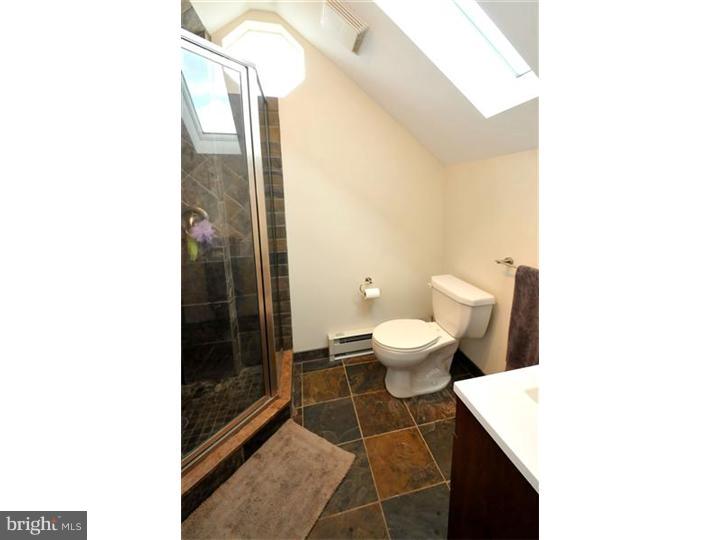 40 Belmar Road Hatboro, PA 19040 - Photo 15 of 25 Master Bathroom