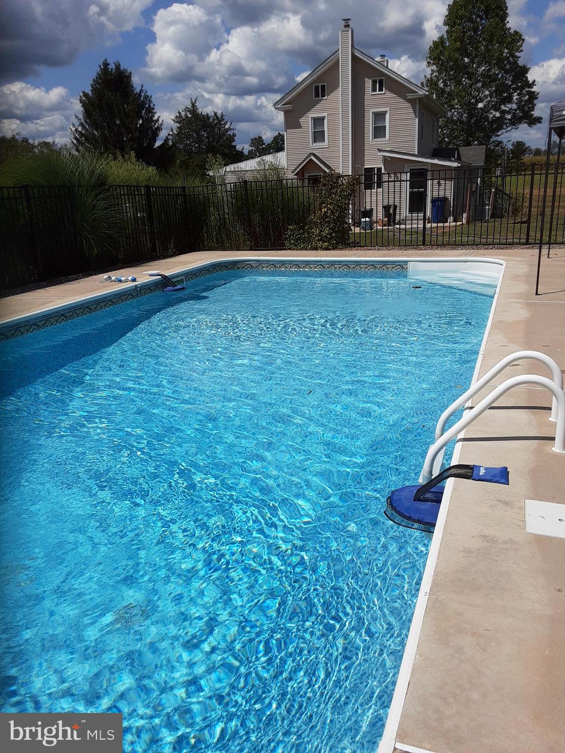1455 Clear View Road Union Bridge, MD 21791 - Photo 27 of 46 Pool in the Summer