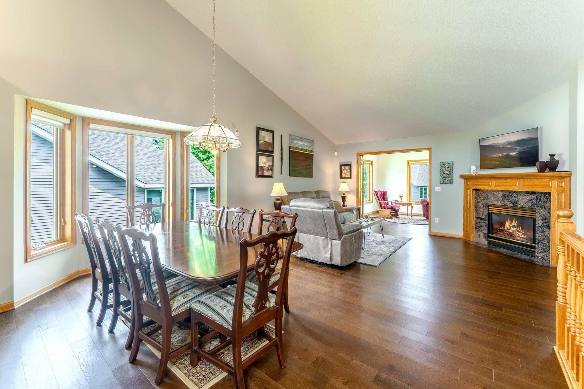 3022 Highpointe Curve Roseville, MN 55113 - Photo 2 of 38