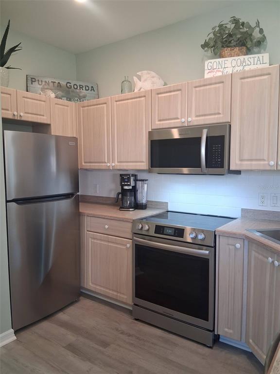 216 Berry Street Punta Gorda, FL 33950 - Photo 23 of 90