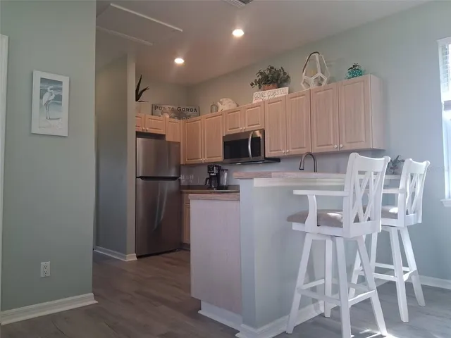 $3,200 | 216 Berry Street, Punta Gorda, FL 33950