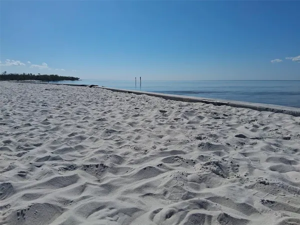 $3,200 | 216 Berry Street, Punta Gorda, FL 33950