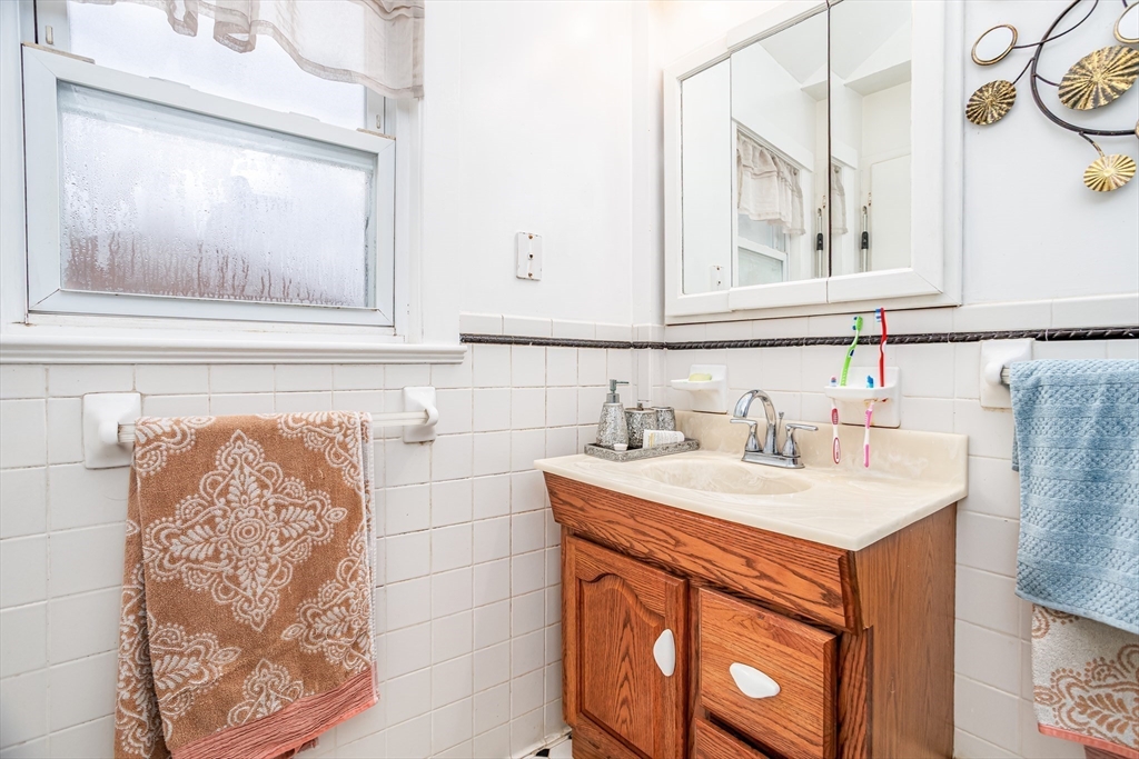 130 Purchase Street Milford, MA 01757 - Photo 22 of 35