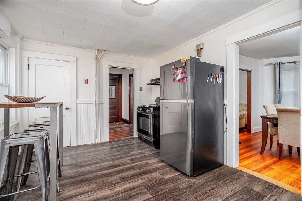 130 Purchase Street Milford, MA 01757 - Photo 4 of 35