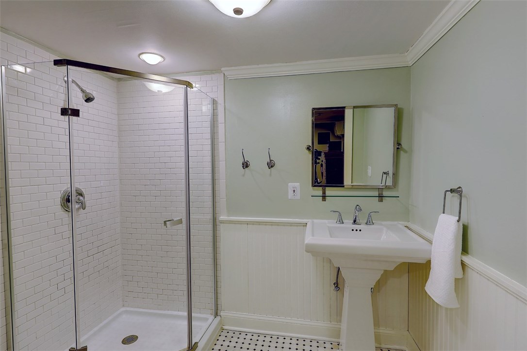 33 Newman Road Pawtucket, RI 02860 - Photo 29 of 35