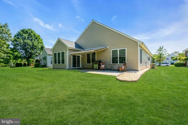 $640,000 | 40 Bunker Hill Drive, Allentown, NJ 08501