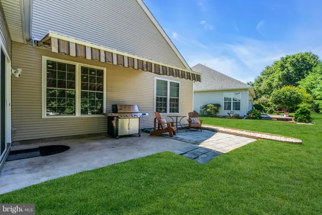 $640,000 | 40 Bunker Hill Drive, Allentown, NJ 08501