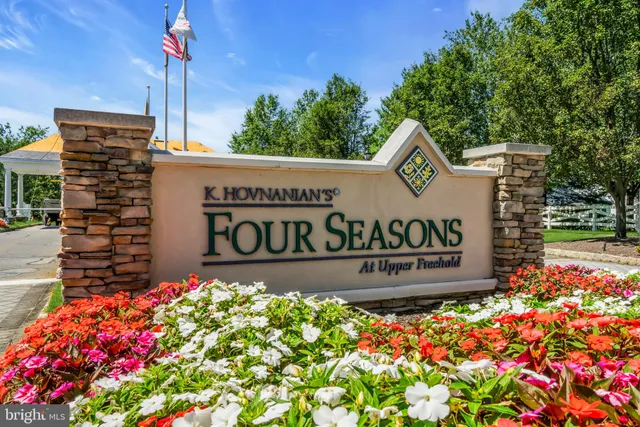 $640,000 | 40 Bunker Hill Drive, Allentown, NJ 08501