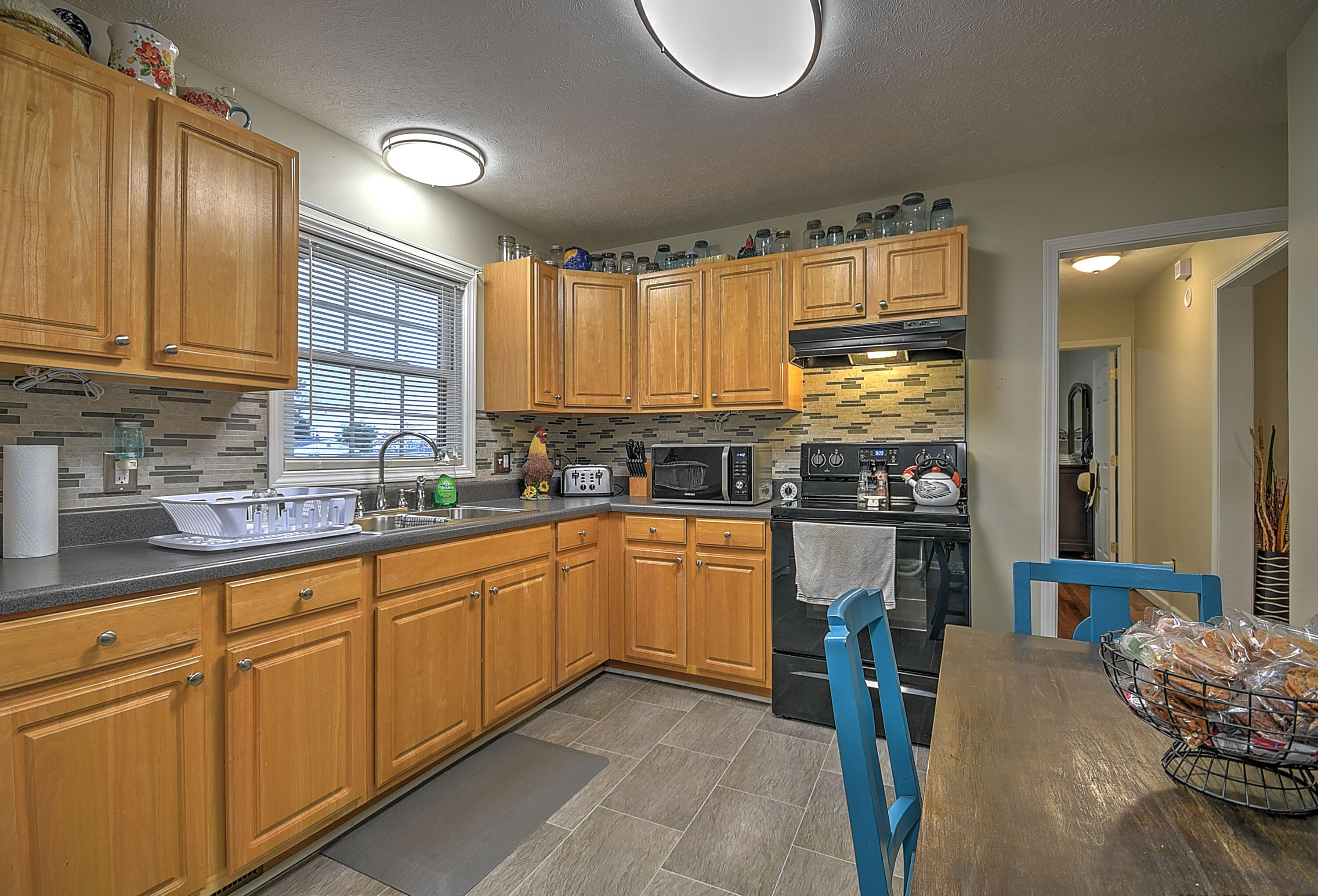 390 Peters Hollow Road Elizabethton, TN 37643 - Photo 13 of 29 Peters Hollow-12