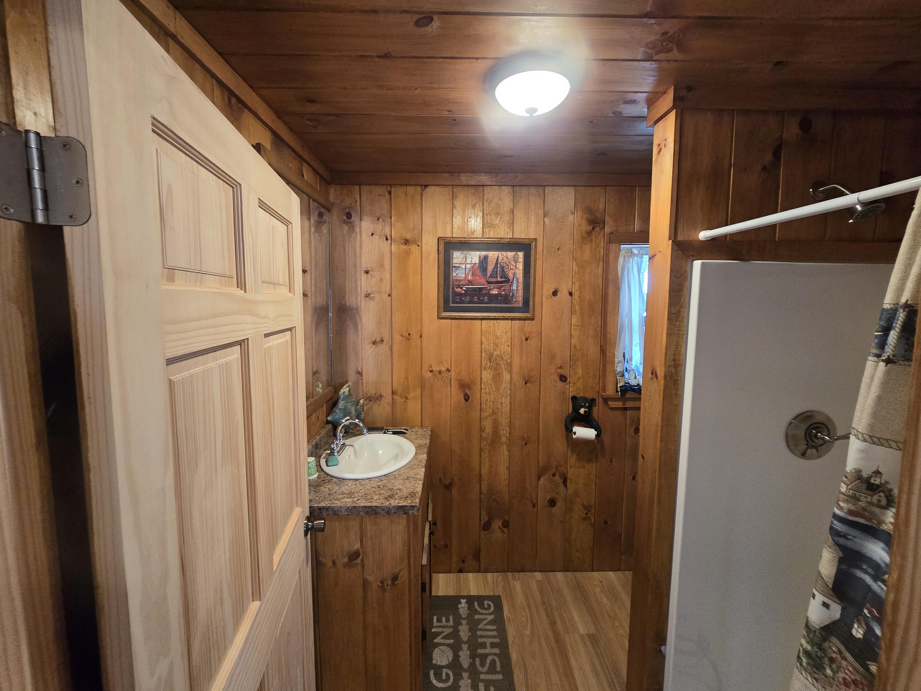 9 Brandy Pond Road Burlington, ME 04417 - Photo 15 of 33 1000026272