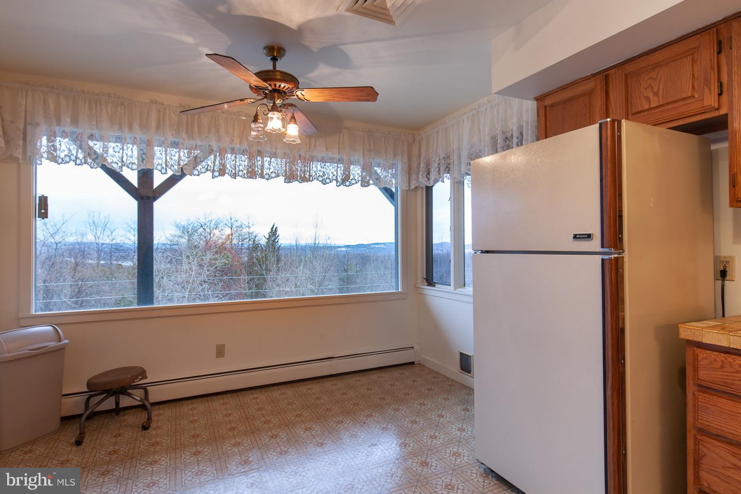 661 Brownsville Road Reading, PA 19608 - Photo 7 of 18