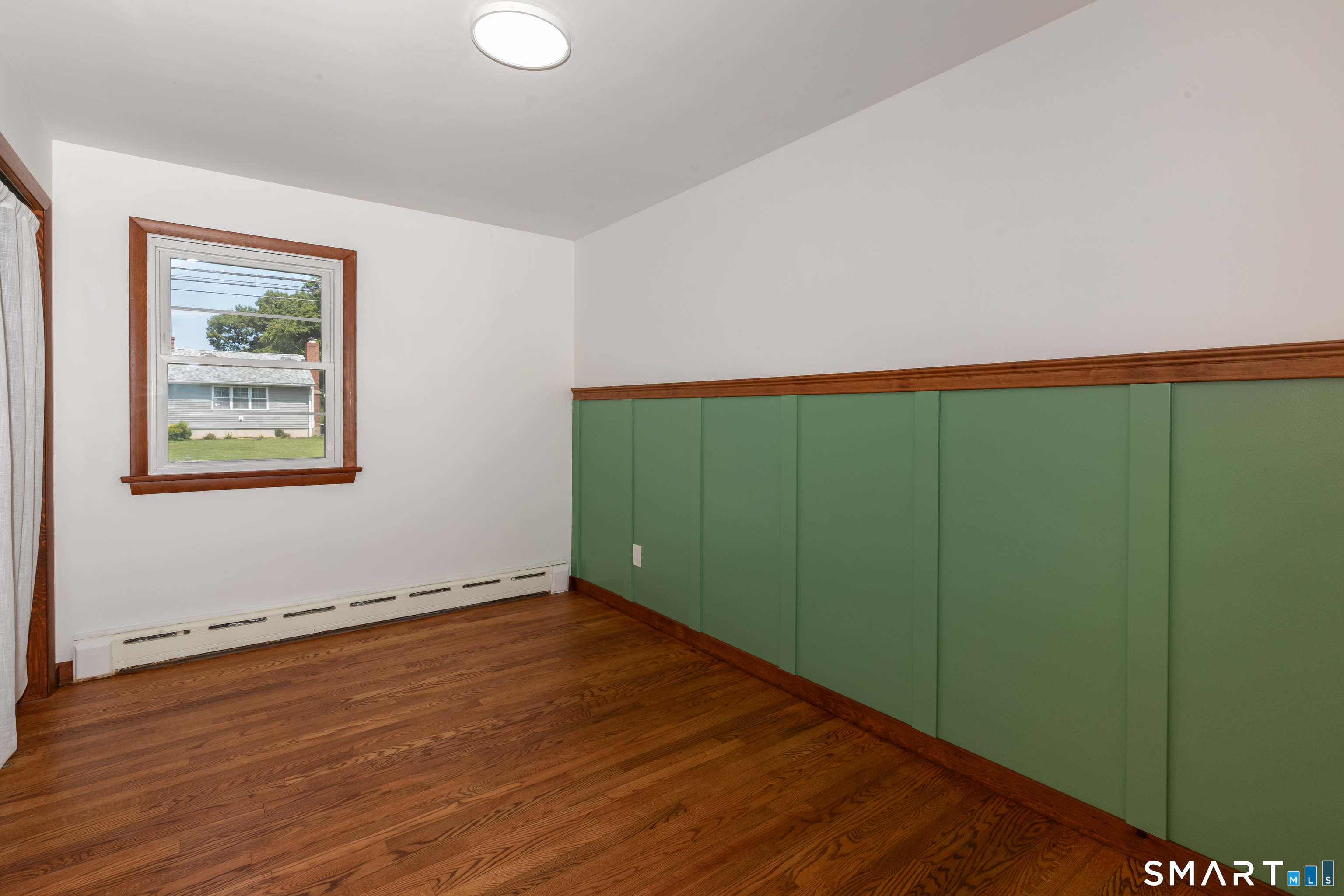 421 Como Avenue Waterbury, CT 06708 - Photo 13 of 25 Gallery Image 13