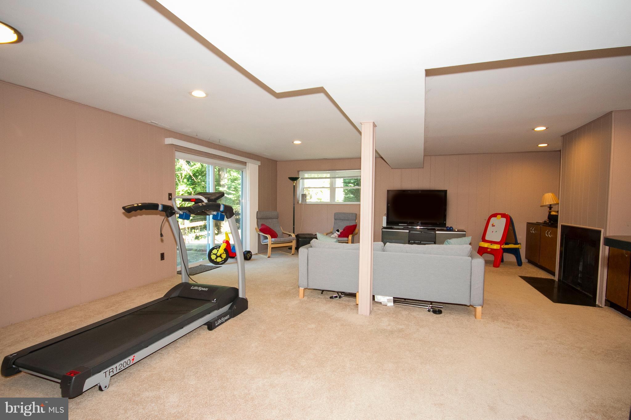 2212 Oxeye Road Baltimore, MD 21209 - Photo 22 of 30 Rec Room