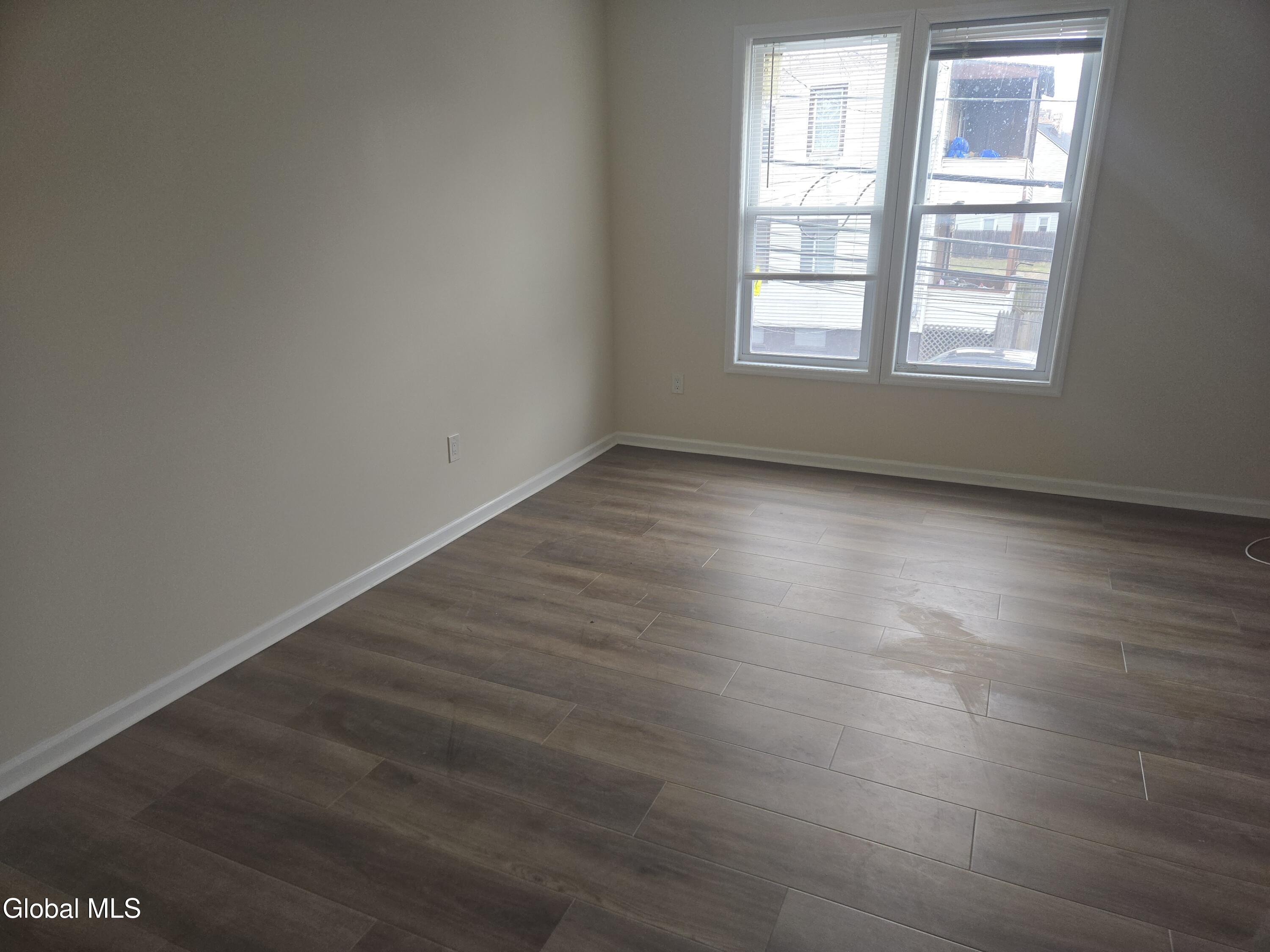 29 Robin Street, Unit 2 Albany, NY 12206 - Photo 3 of 19 20260314_120723