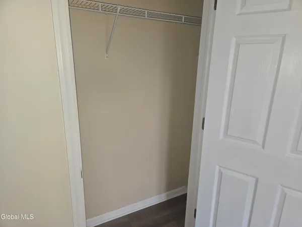 $1,650 | 29 Robin Street, Unit 2, Albany, NY 12206