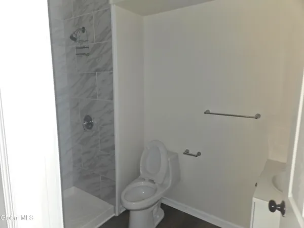 $1,650 | 29 Robin Street, Unit 2, Albany, NY 12206