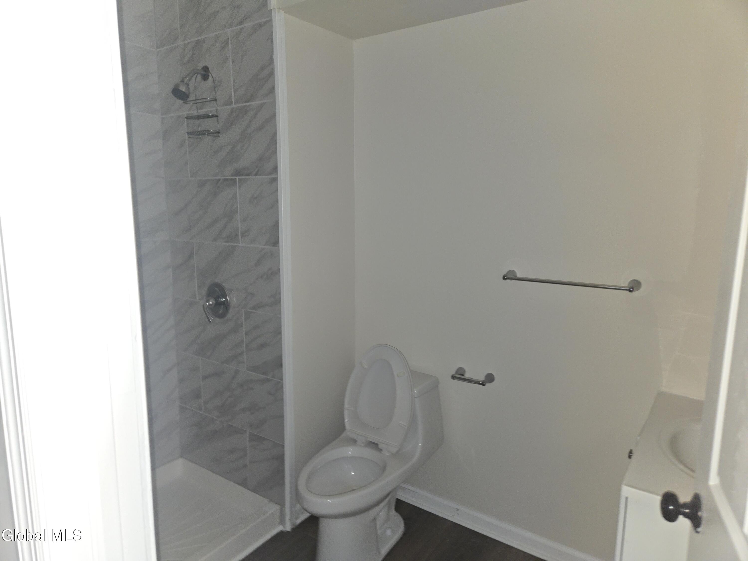 29 Robin Street, Unit 2 Albany, NY 12206 - Photo 5 of 19 20260314_120736