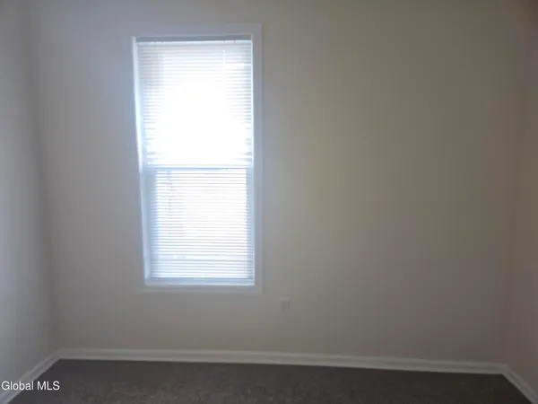 $1,650 | 29 Robin Street, Unit 2, Albany, NY 12206