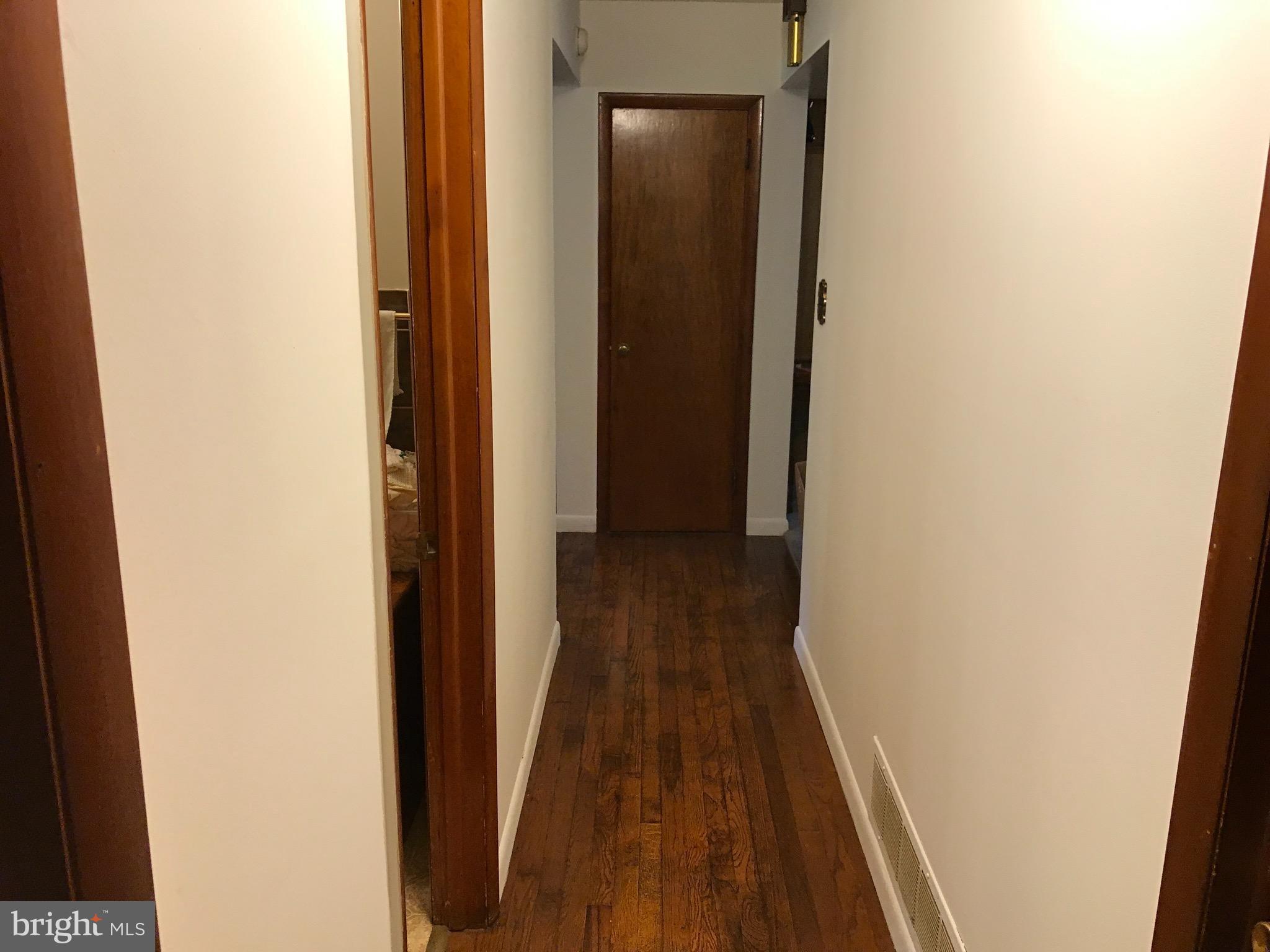 148 Maloney Road Elkton, MD 21921 - Photo 4 of 10 Hardwood flooring