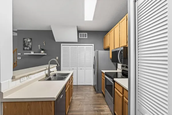$239,900 | 15610 Garnet Way, Apple Valley, MN 55124
