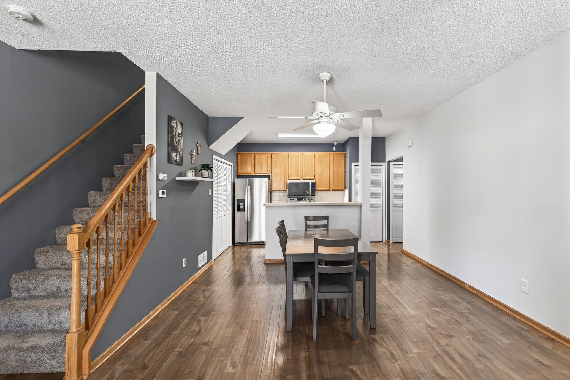 15610 Garnet Way Apple Valley, MN 55124 - Photo 6 of 23